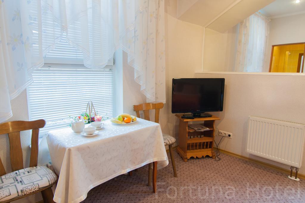Fortuna Hotel Chisinau Bagian luar foto