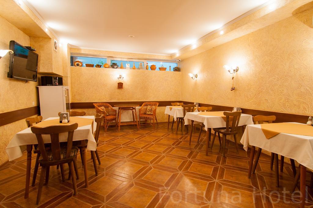 Fortuna Hotel Chisinau Bagian luar foto