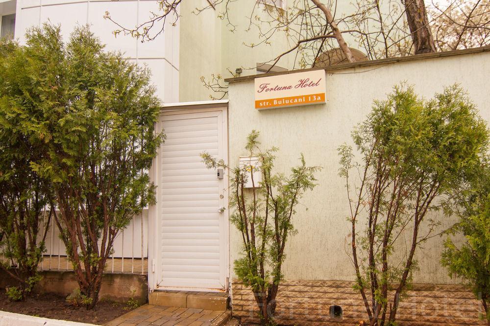 Fortuna Hotel Chisinau Bagian luar foto
