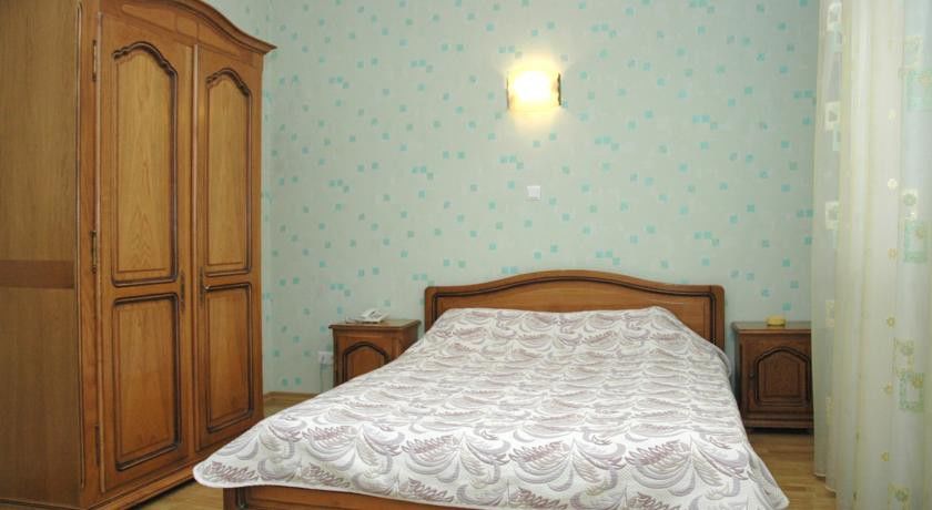 Fortuna Hotel Chisinau Bagian luar foto