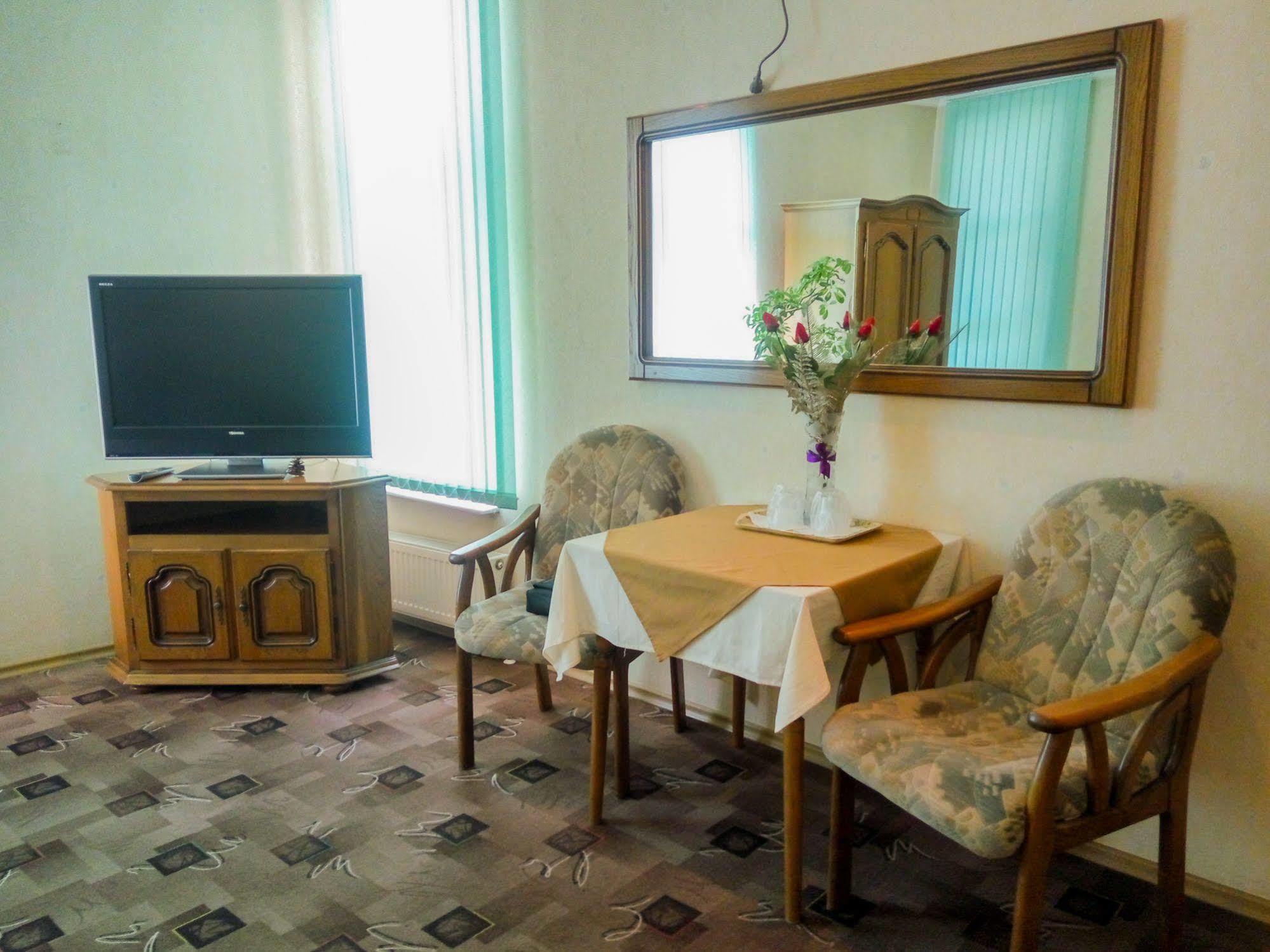 Fortuna Hotel Chisinau Bagian luar foto